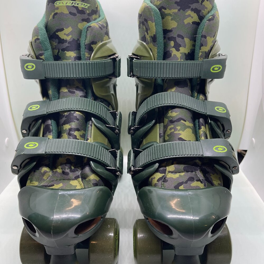OSPREY ADJUSTABLE QUAD ROLLER SKATES KIDS SZ 4 - 6 CAMO/GREEN
